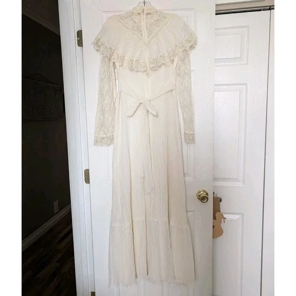 VTG 70s Prairie Maxi Dress Ivory Lace Victorian Revival S Boho Cottagecore Bride - Picture 7 of 16
